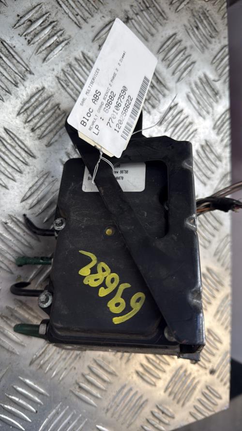 Bloc ABS (freins anti-blocage) RENAULT GRAND SCENIC 2 PHASE 2 Diesel - Image 1