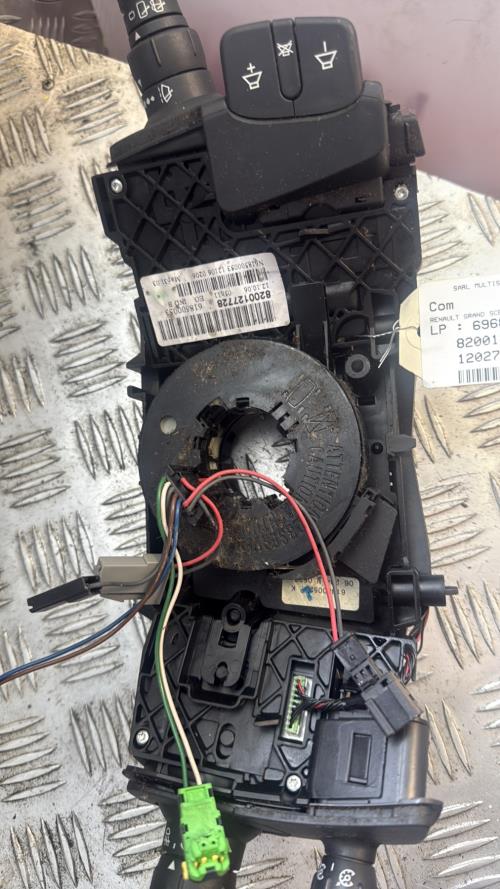 Com (Bloc Contacteur Tournant+Commodo Essuie Glace+Commodo Phare) RENAULT GRAND SCENIC 2 PHASE 2 Diesel - Image 1