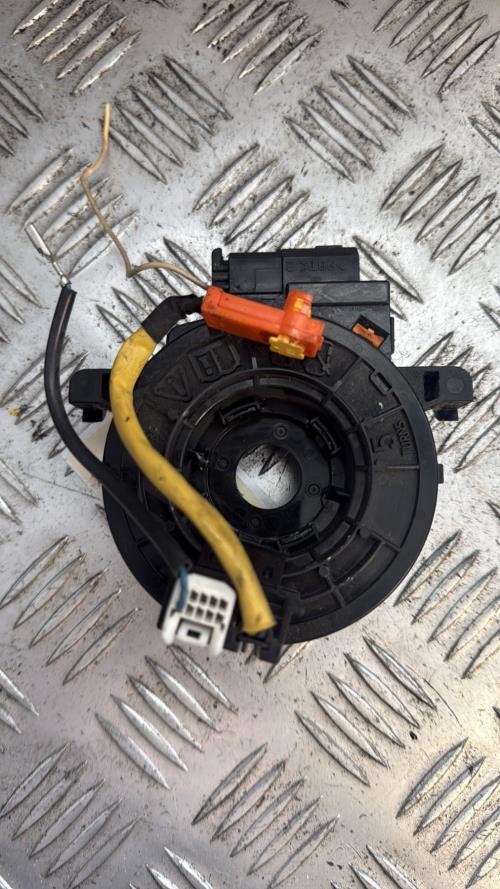 Contacteur tournant PEUGEOT 107 PHASE 2 Essence - Image 2