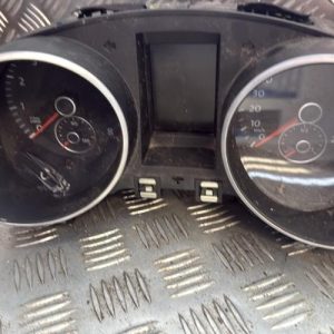 Compteur VOLKSWAGEN GOLF 6 BREAK Essence - Image 1