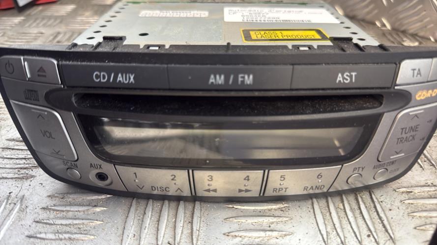 Autoradio d'origine PEUGEOT 107 PHASE 2 Essence - Image 1