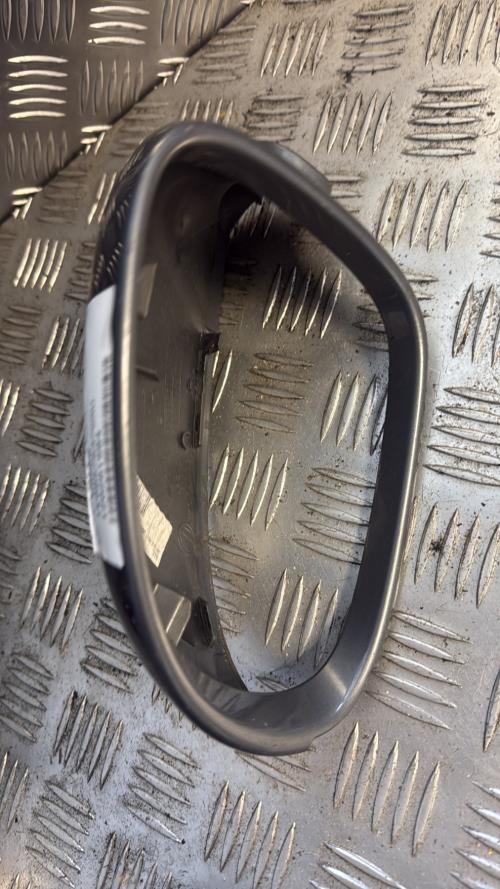 Coquille de retroviseur gauche VOLKSWAGEN GOLF 5 Essence - Image 3