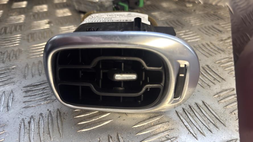 Aerateur tableau de bord CITROEN C3 PICASSO PHASE 2 Diesel - Image 1