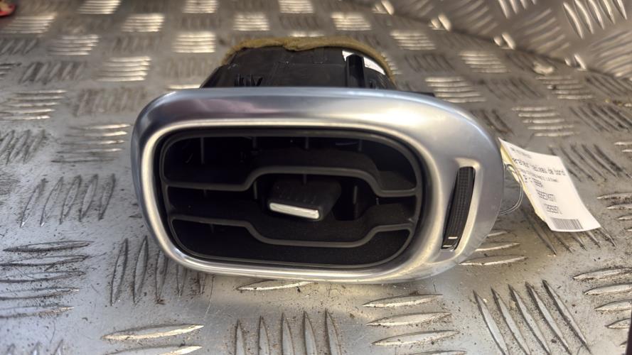 Aerateur tableau de bord CITROEN C3 PICASSO PHASE 2 Diesel - Image 1