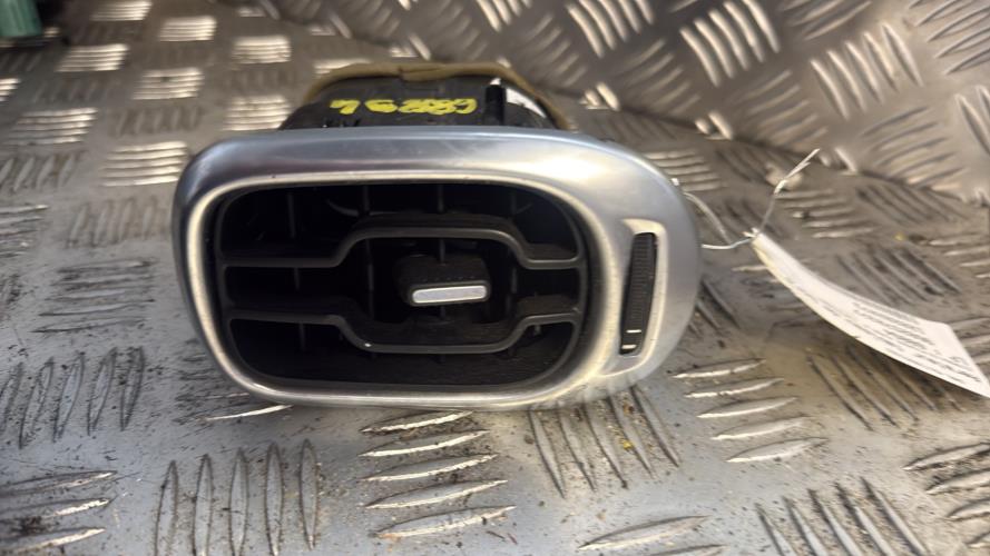 Aerateur tableau de bord CITROEN C3 PICASSO PHASE 2 Diesel - Image 1
