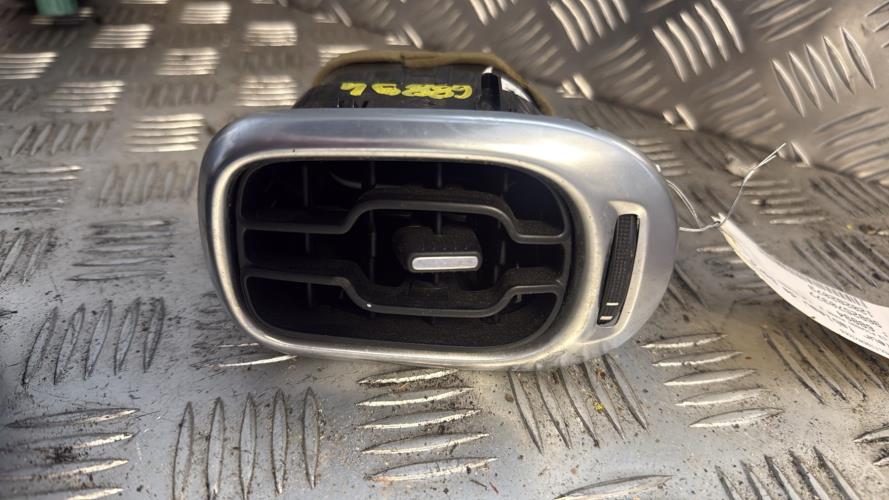 Aerateur tableau de bord CITROEN C3 PICASSO PHASE 2 Diesel - Image 3