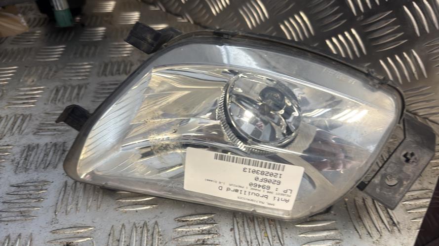 Anti brouillard droit (feux) PEUGEOT 308 1 PHASE 1 Diesel - Image 1
