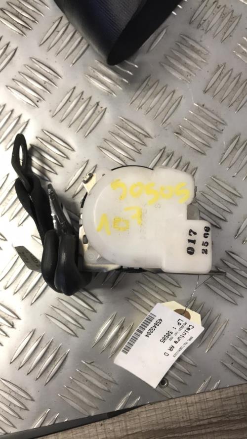 Ceinture arriere droit PEUGEOT 107 PHASE 2 - Image 1