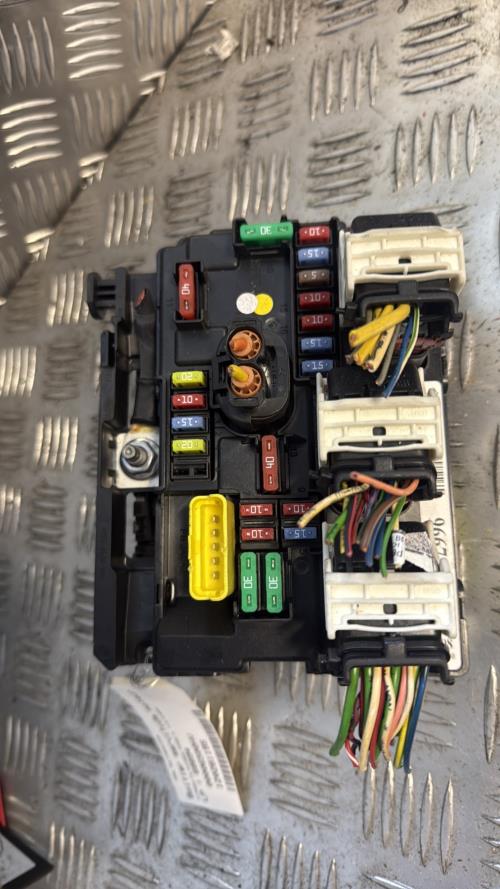 Boitier servitude moteur (BSM) CITROEN C3 PICASSO PHASE 2 Diesel - Image 1