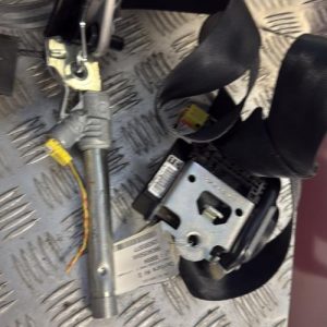 Ceinture avant droit CITROEN C3 PICASSO PHASE 2 Diesel - Image 1