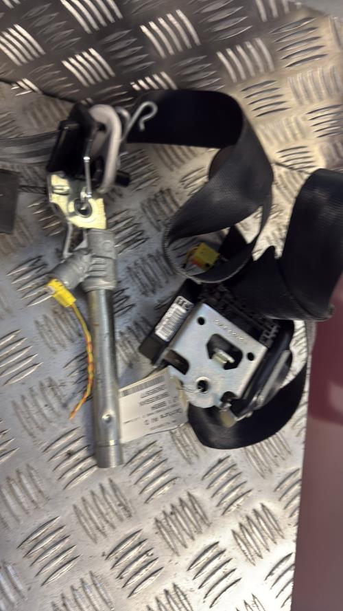 Ceinture avant droit CITROEN C3 PICASSO PHASE 2 Diesel - Image 1