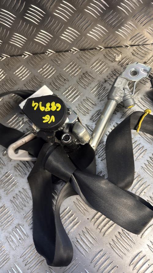 Ceinture avant gauche CITROEN C3 PICASSO PHASE 2 Diesel - Image 1