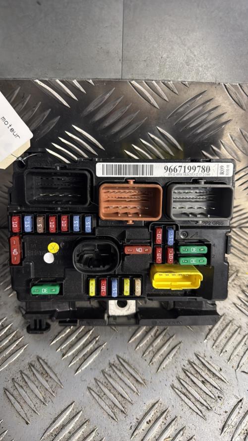 Boitier servitude moteur (BSM) CITROEN C3 2 PHASE 2 Essence - Image 3