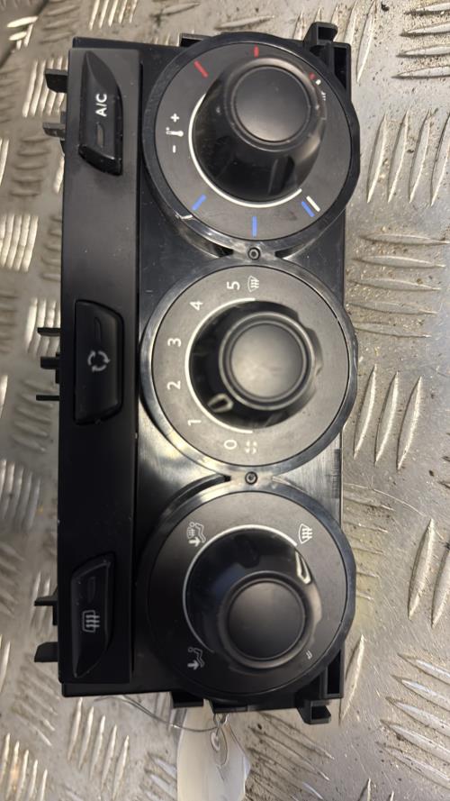 Commande chauffage CITROEN C3 2 PHASE 2 Essence - Image 1