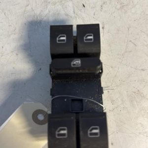 Interrupteur de leve vitre avant gauche VOLKSWAGEN GOLF 5 Diesel - Image 1