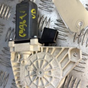 Moteur leve vitre avant droit MERCEDES CLASSE B 245 PHASE 2 Diesel - Image 1