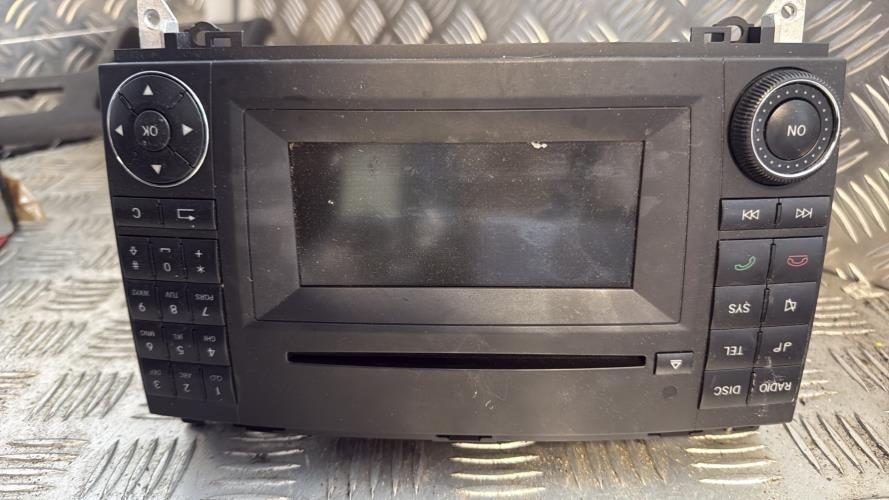 Autoradio d'origine MERCEDES CLASSE B 245 PHASE 2 Diesel - Image 2