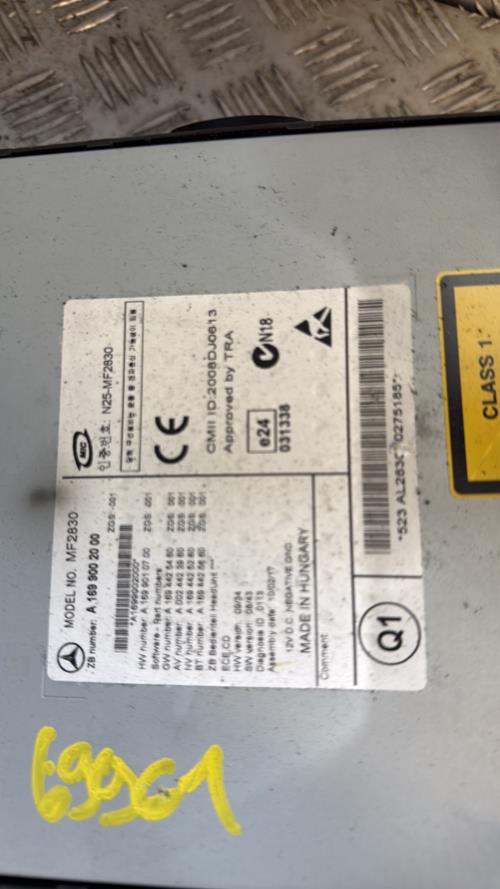 Autoradio d'origine MERCEDES CLASSE B 245 PHASE 2 Diesel - Image 4