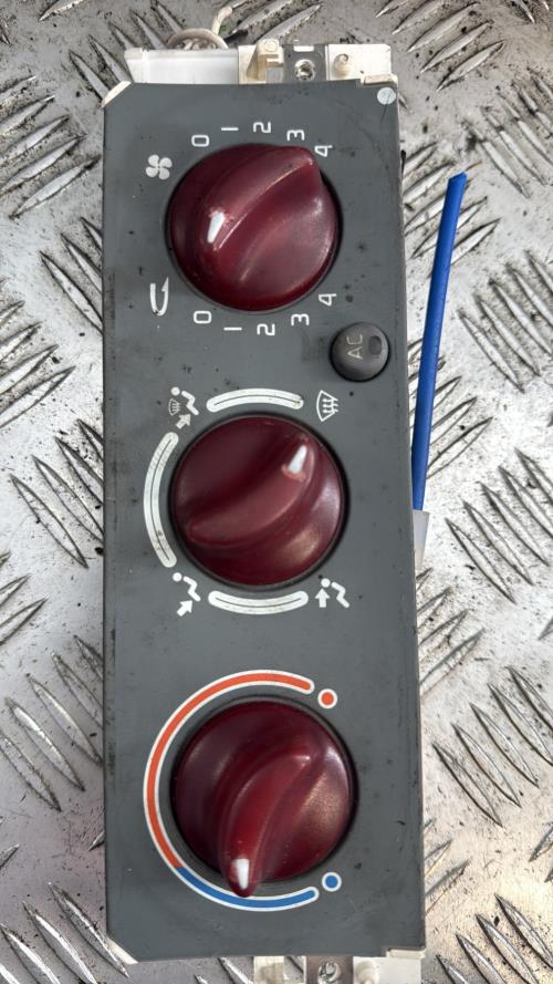 Commande chauffage RENAULT TWINGO 1 PHASE 3 Essence - Image 2