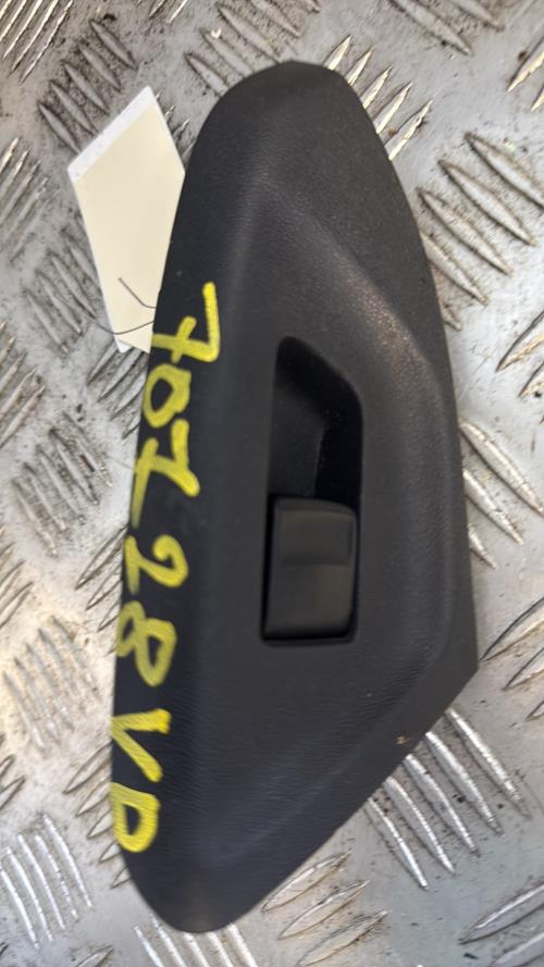 Interrupteur de leve vitre avant droit CITROEN C1 2 Essence - Image 2