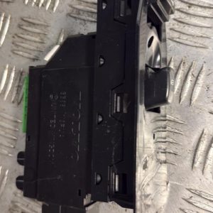 Interrupteur de leve vitre avant droit VOLVO S 60 1 PHASE 1 Diesel - Image 1