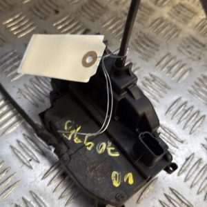 Serrure avant droit DACIA SANDERO 1 Essence - Image 1