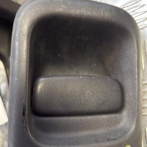 Poignee porte avant droit PEUGEOT 308 1 PHASE 1 Diesel - Image 1