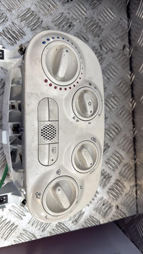 Commande chauffage FIAT 500 2 PHASE 1 Essence - Image 1