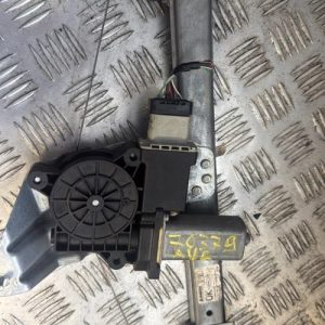 Leve vitre electrique avant gauche DACIA SANDERO 2 PHASE 2 Essence - Image 1