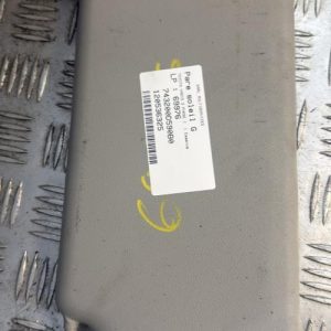 Pare soleil gauche TOYOTA YARIS 3 PHASE 1 Essence - Image 1