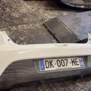 Pare choc arriere RENAULT CLIO 4 PHASE 1 Diesel - Image 1