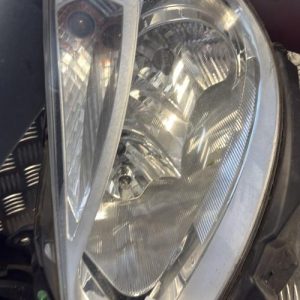 Optique avant principal gauche (feux)(phare) RENAULT CLIO 3 PHASE 1 Diesel - Image 1