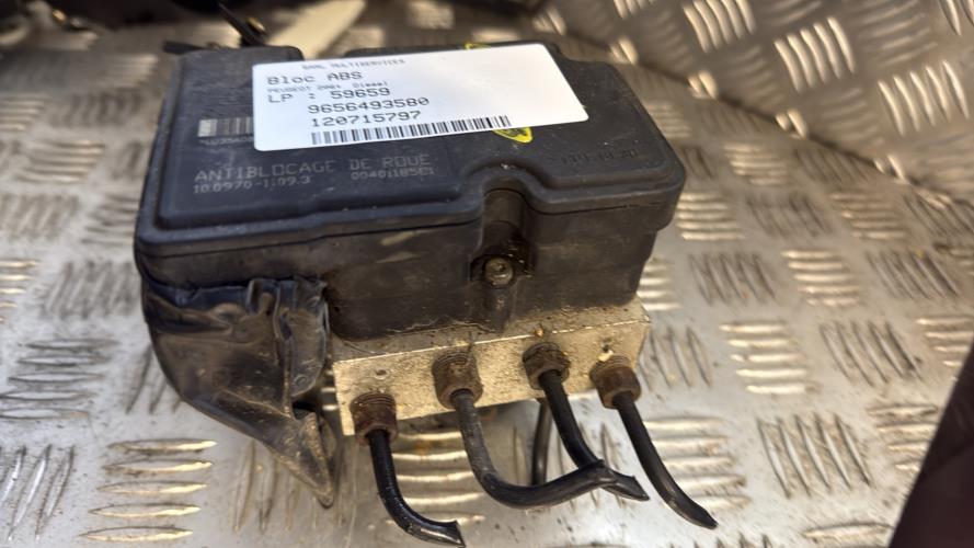 Bloc ABS (freins anti-blocage) PEUGEOT 206+ Diesel - Image 2