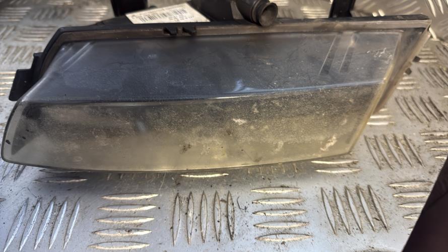 Anti brouillard gauche (feux) BMW SERIE 1 E87 PHASE 2 Diesel - Image 1