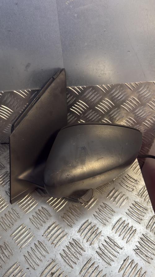 Retroviseur gauche VOLKSWAGEN POLO 5 PHASE 1 Diesel - Image 3