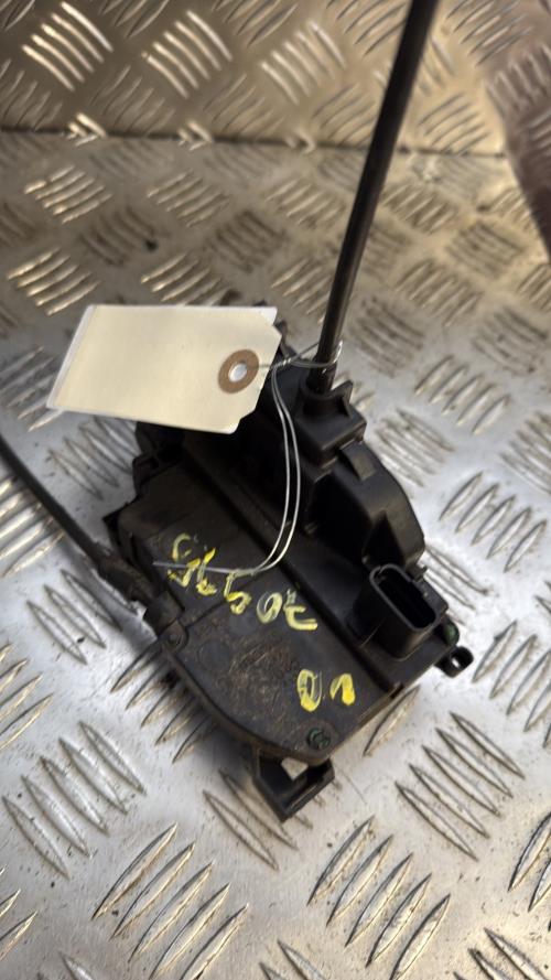 Serrure avant droit DACIA SANDERO 1 Essence - Image 1