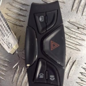 Bouton de warning FORD KA 2 PHASE 2 Essence - Image 1