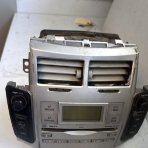 Autoradio d'origine TOYOTA YARIS 2 PHASE 1 Diesel - Image 1