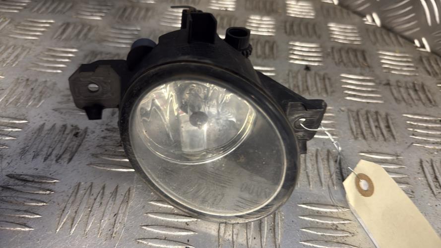 Anti brouillard gauche (feux) RENAULT CLIO 2 PHASE 2 Diesel - Image 1