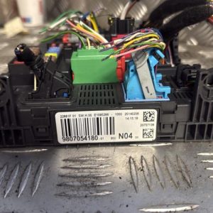 Boitier BSI PEUGEOT 308 2 PHASE 1 Diesel - Image 1