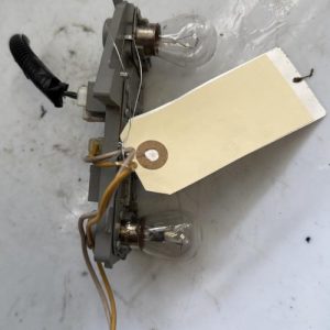 Platine feu arriere gauche TOYOTA YARIS 2 PHASE 1 Diesel - Image 1