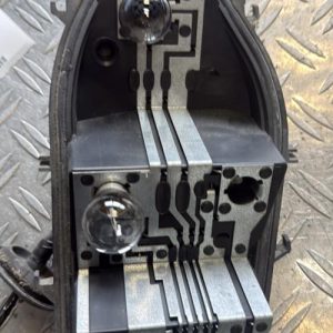 Platine feu arriere droit RENAULT CLIO 3 PHASE 1 Diesel - Image 1