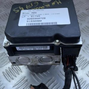 Bloc ABS (freins anti-blocage) RENAULT MEGANE 2 PHASE 2 BREAK Diesel - Image 1