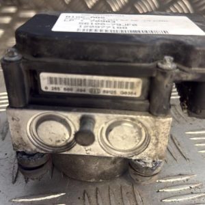 Bloc ABS (freins anti-blocage) SUZUKI SX4 1 Diesel - Image 1