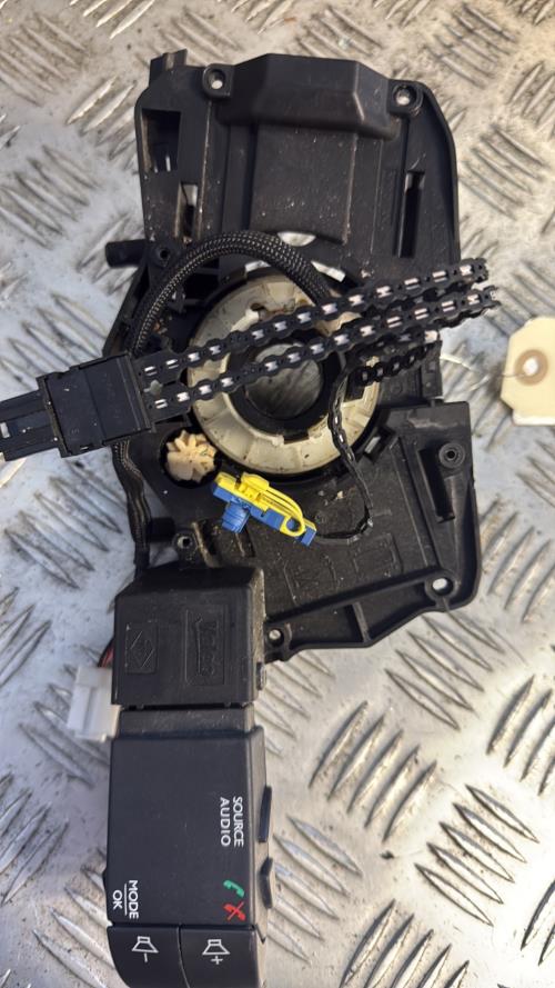 Contacteur tournant RENAULT CLIO 4 PHASE 1 Diesel - Image 4