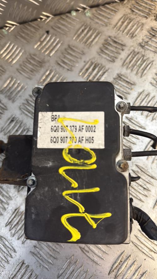 Bloc ABS (freins anti-blocage) VOLKSWAGEN POLO 4 PHASE 2 Diesel - Image 1