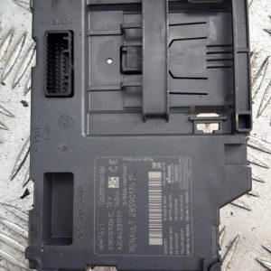 Lecteur de carte (neiman) RENAULT CLIO 4 PHASE 1 Diesel - Image 1