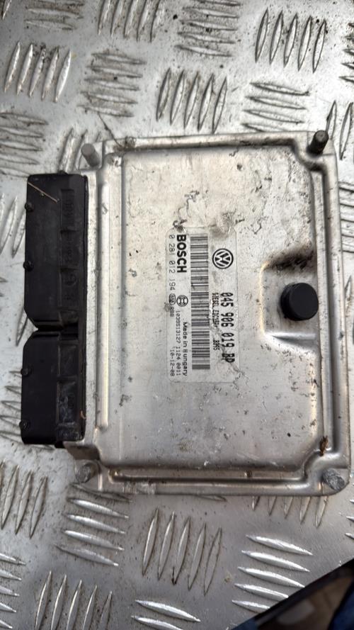 Calculateur moteur VOLKSWAGEN GOLF PLUS PHASE 1 Essence - Image 3