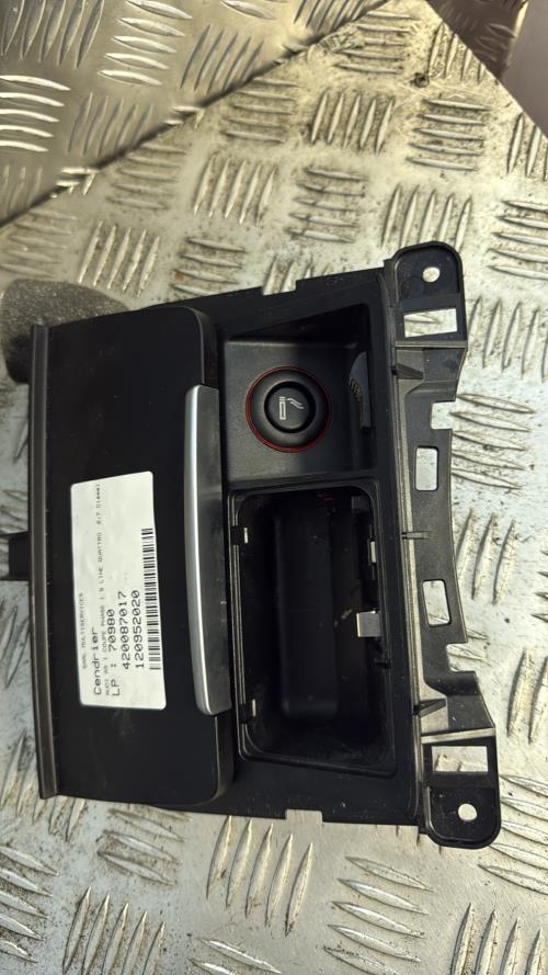 Cendrier AUDI A5 1 COUPE PHASE 1 Diesel - Image 2