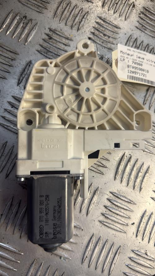Moteur leve vitre avant gauche AUDI A5 1 COUPE PHASE 1 Diesel - Image 1